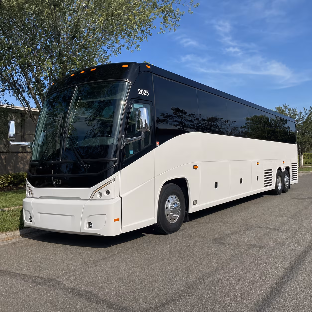 long distance charter bus trips from oxnard to los angeles