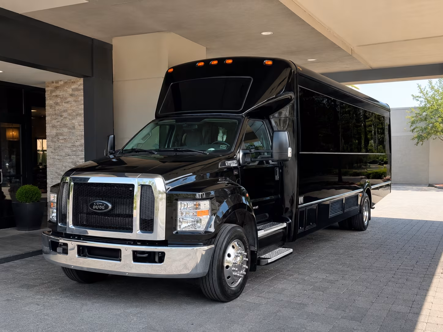 oxnard party bus