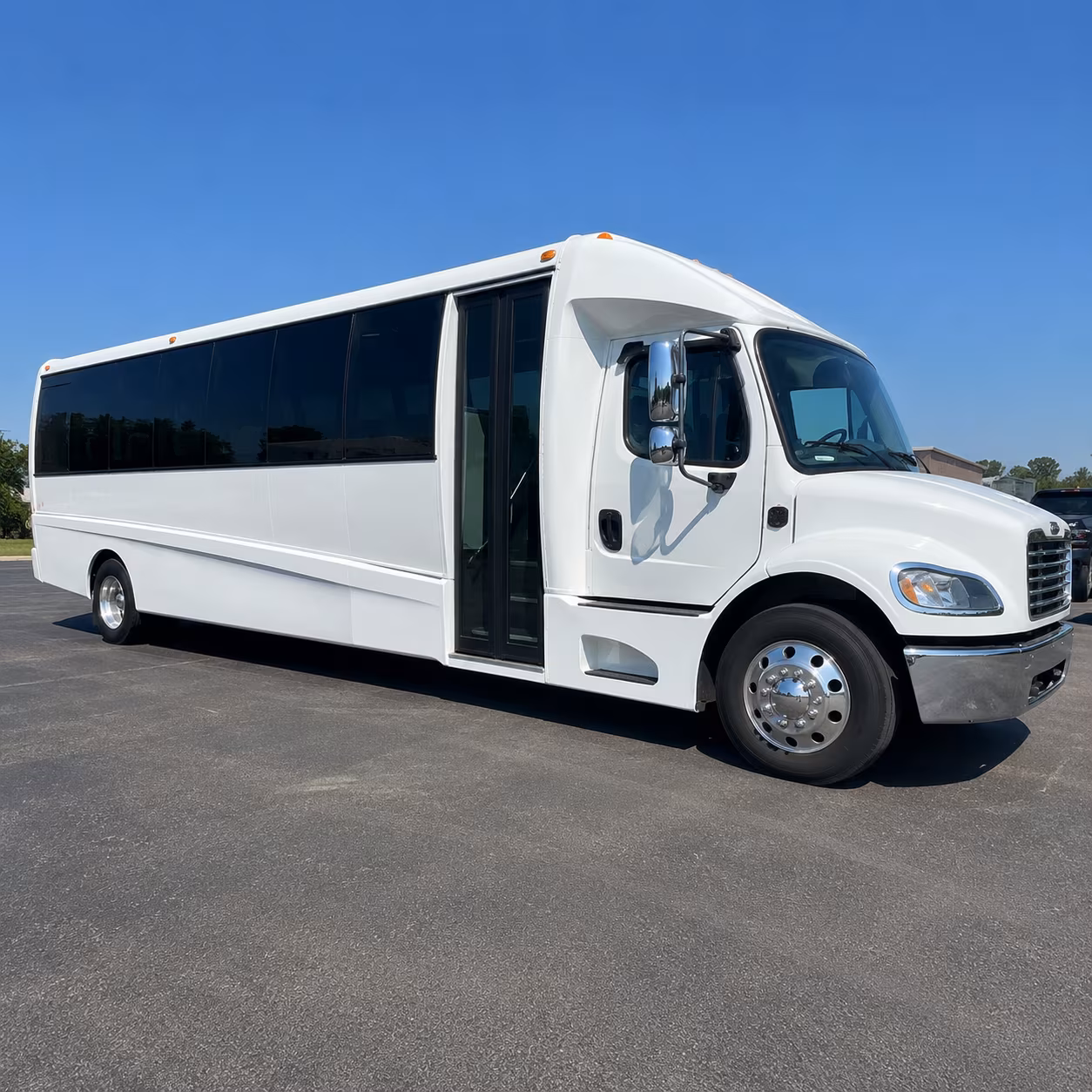 school field trip and group tour buses in oxnard california